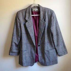 Chic Black and White Checkered Blazer